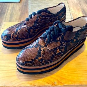 Zara Basic Animal print platform sneakers